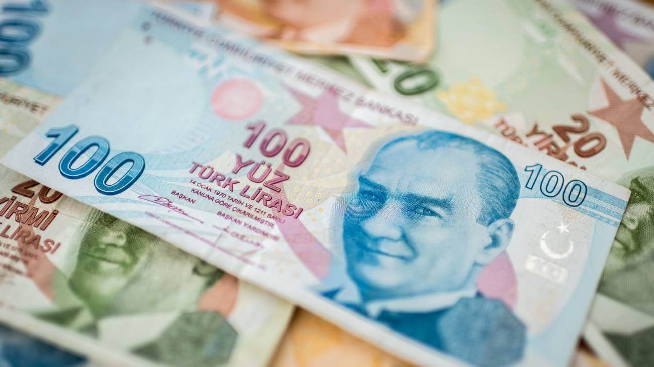 الليرة التركية تحقق أعلى سعر لها أمام الليرة السورية الليرة اليوم